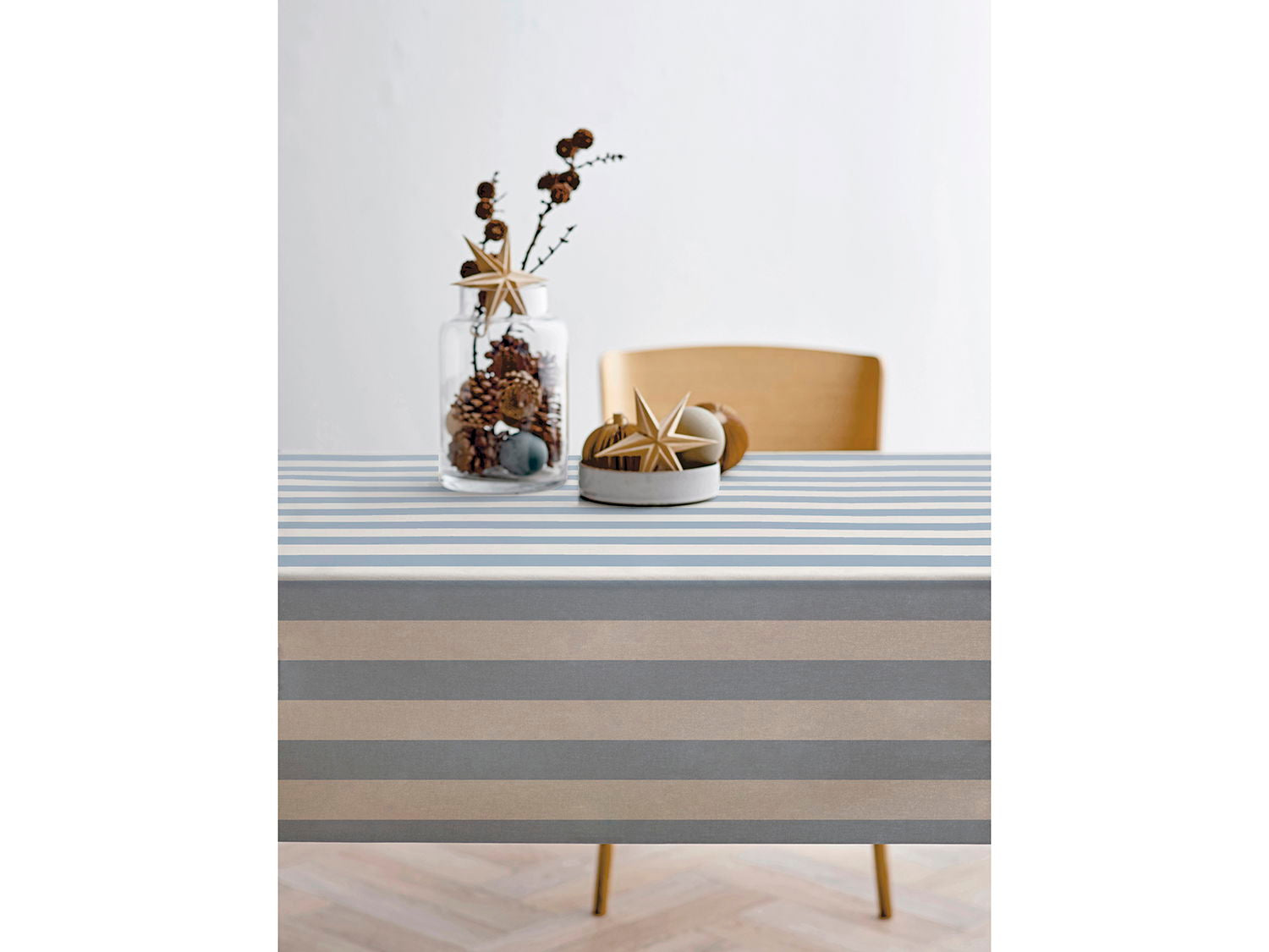 Södahl Parallel vandafafvisende akryldug i linen blue med antislip - tilpasses i ønskede mål og leveres rullet på rør