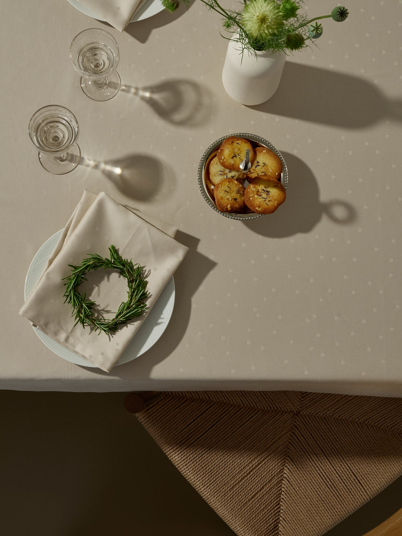 Compliments Confetti Damask dug 150 x 250 cm – Cremefarvet (Moon)