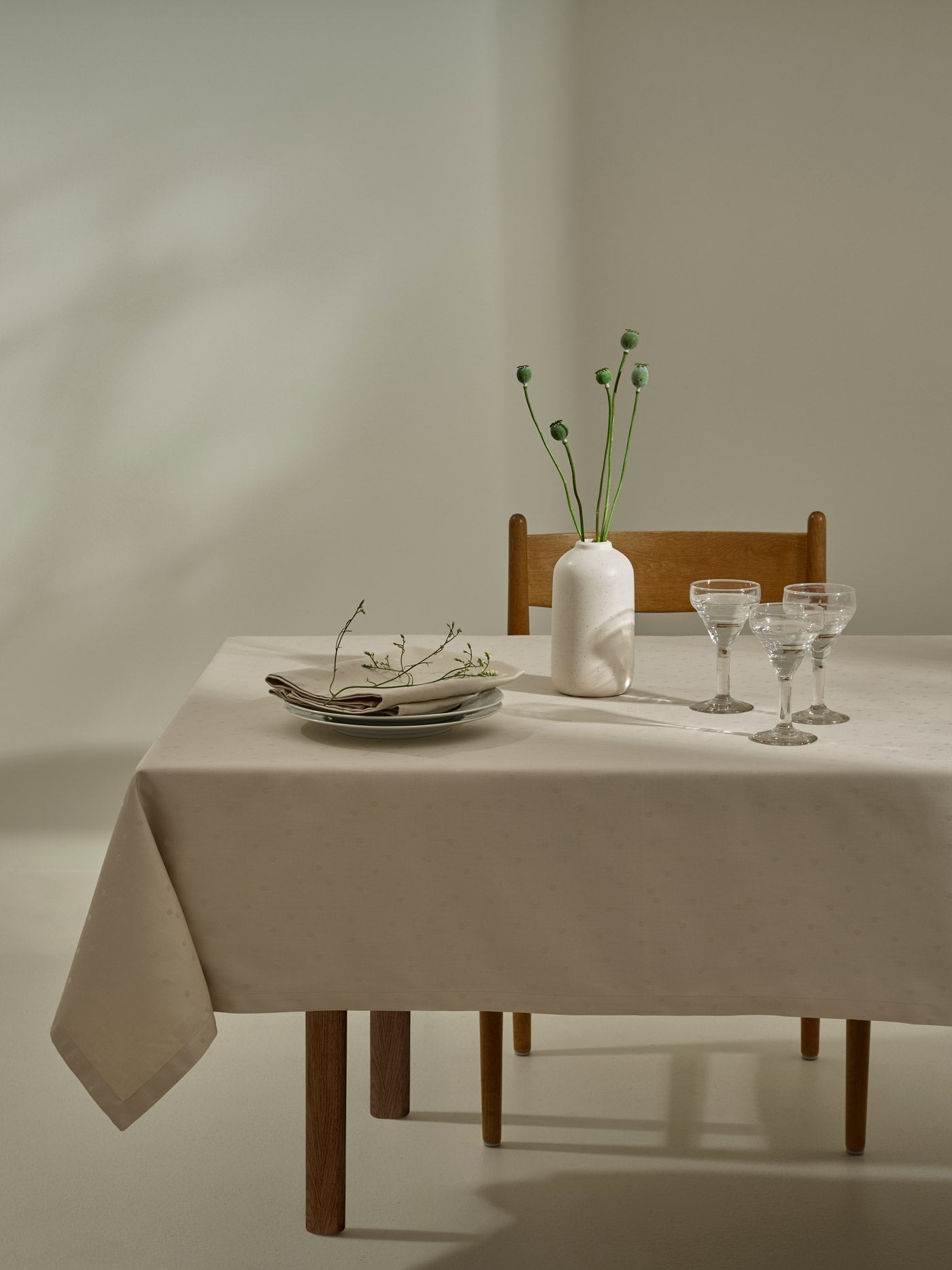 Compliments Confetti Damask dug 150 x 250 cm – Cremefarvet (Moon)