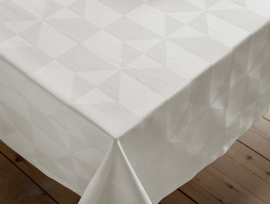 Compliments Wind Damask dug 140 x 270 cm – cremefarvet