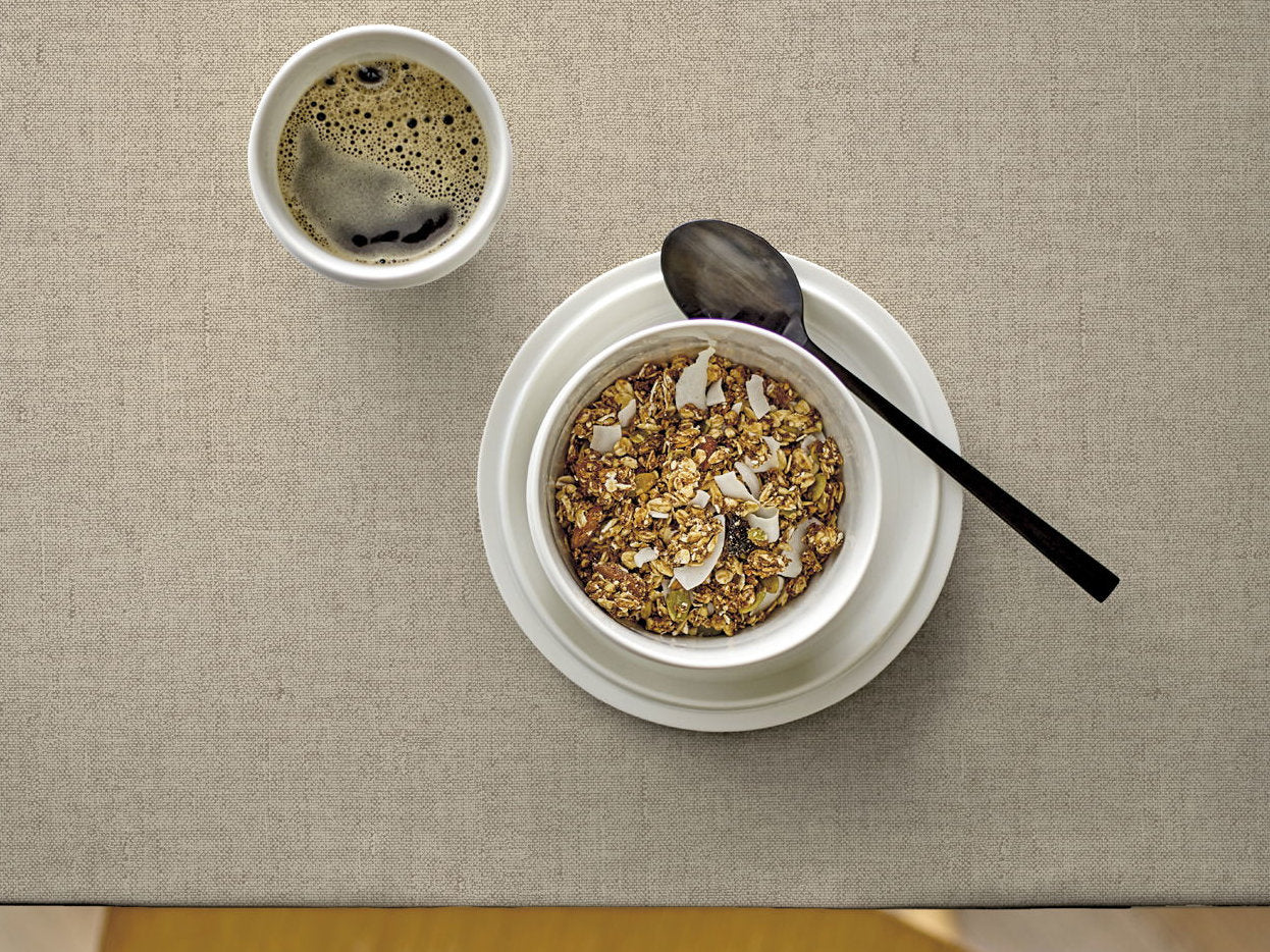 Södahl Structure vandafvisende akryldug i jordfarve med antislip - tilpasses i ønskede mål og leveres rullet på rør