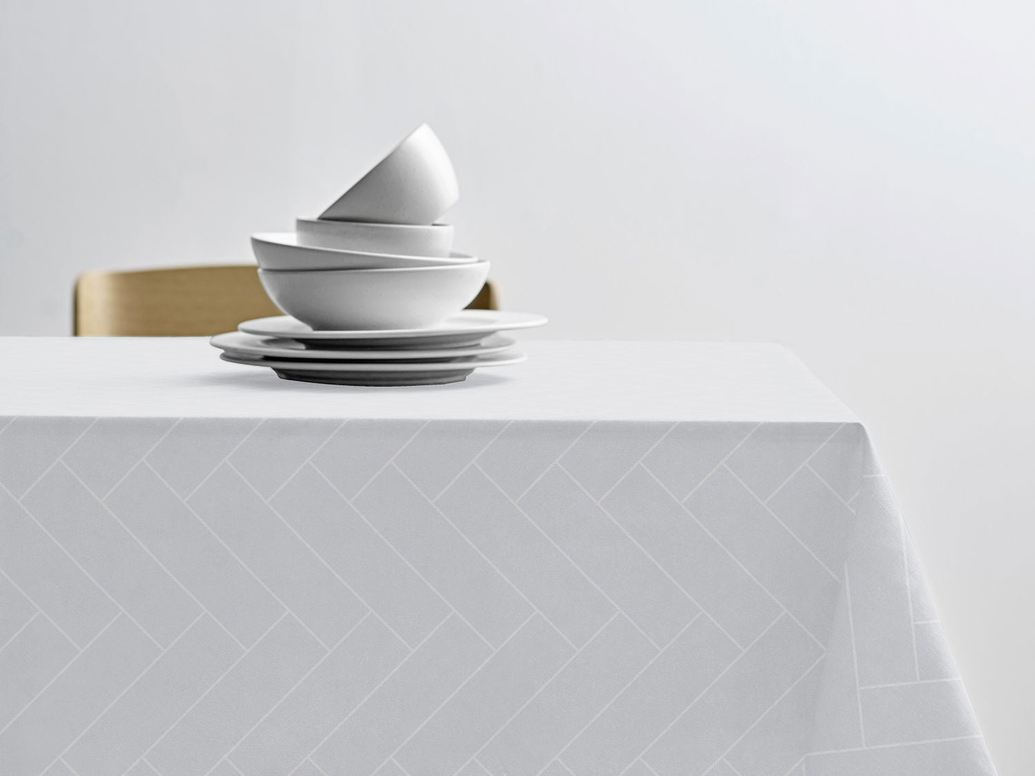 Södahl Tiles vandafvisende akryldug i hvid med antislip - tilpasses i ønskede mål og leveres rullet på rør